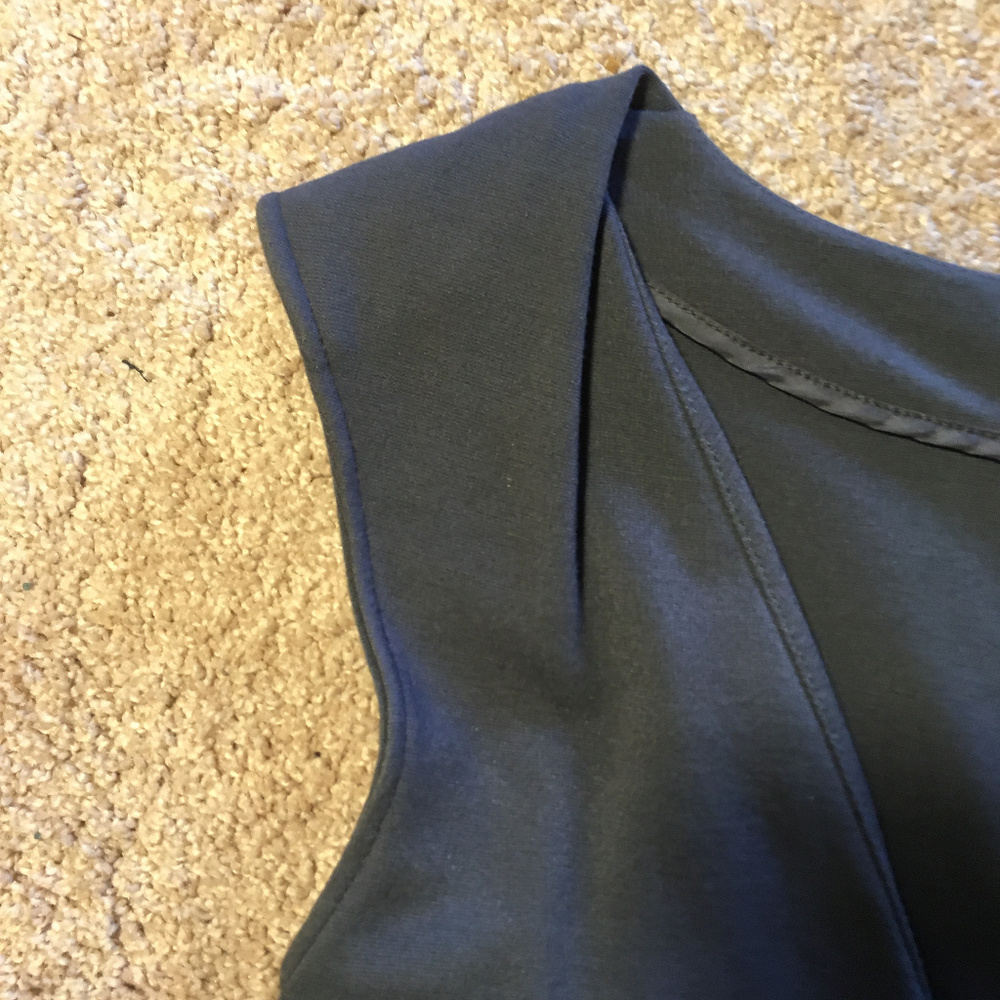 Express Gray fitted dress - Picture 4 of 8